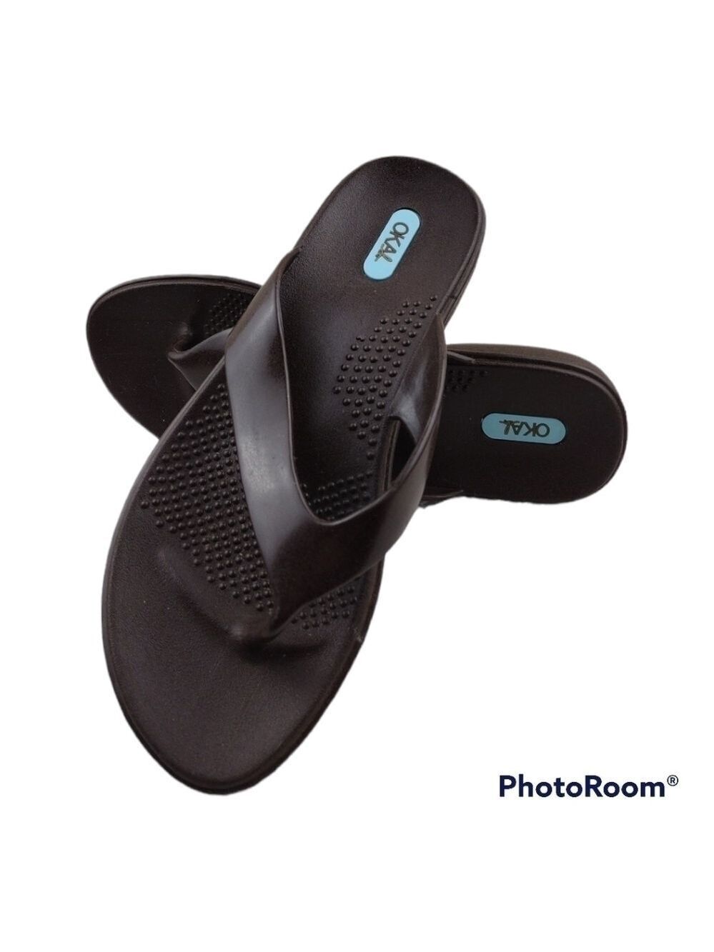 OKA b. Elle Brown PVC Rubber Round Toe Thong Slip On Flat Flop Sandal Shoe